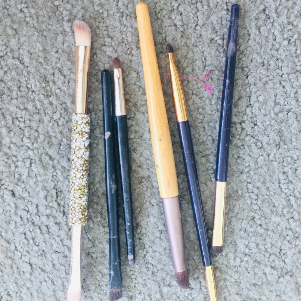 Set of makeup brushes